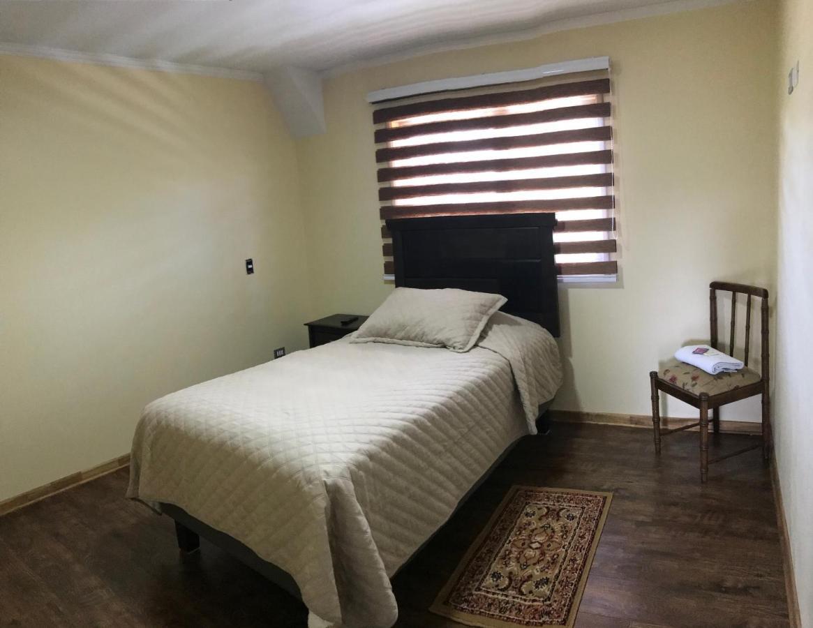 Hostal Entre Araucarias เตมูโก ภายนอก รูปภาพ