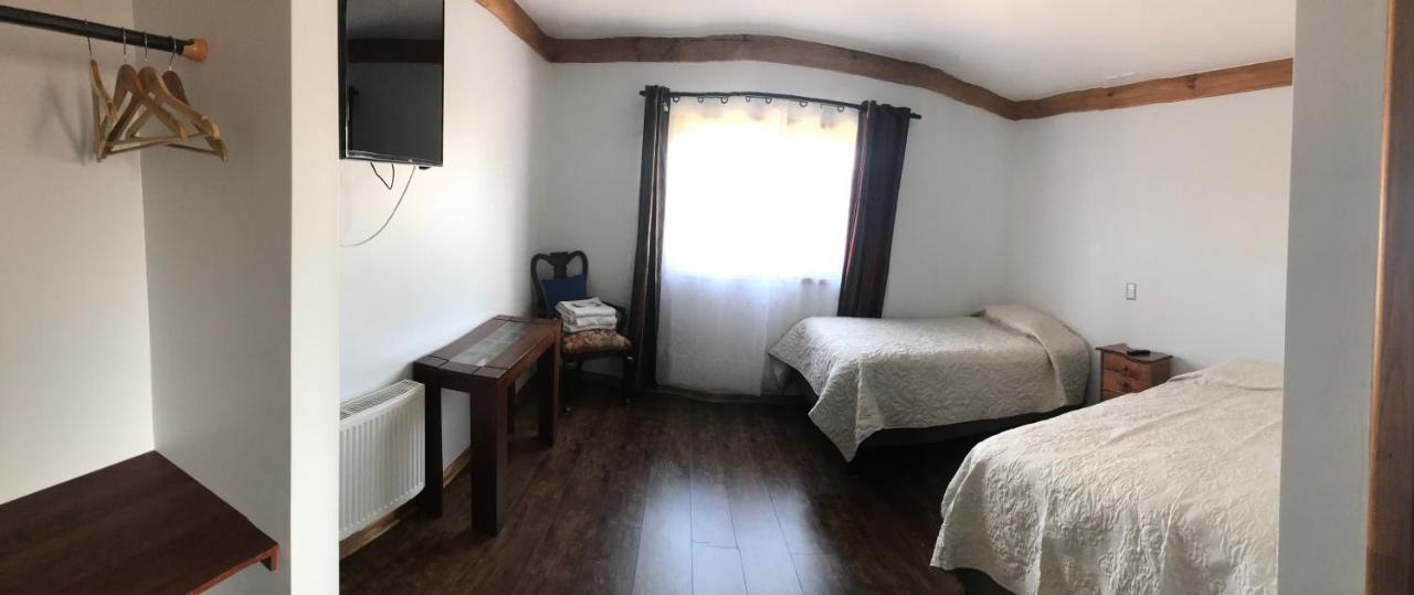 Hostal Entre Araucarias เตมูโก ภายนอก รูปภาพ