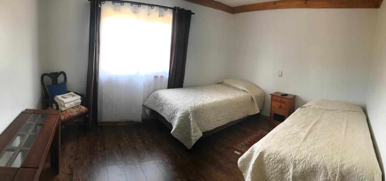 Hostal Entre Araucarias เตมูโก ภายนอก รูปภาพ